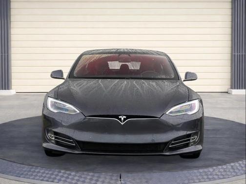 2019 Tesla Model S 75D