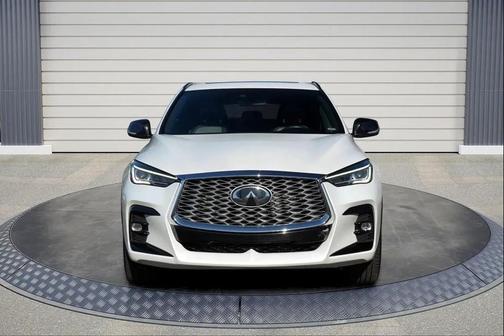 2024 INFINITI QX55 LUXE
