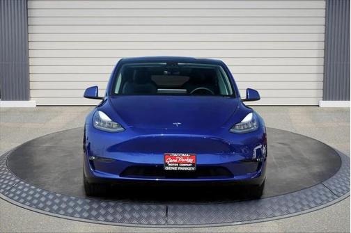 2021 Tesla Model Y Standard Range Rear-Wheel Drive