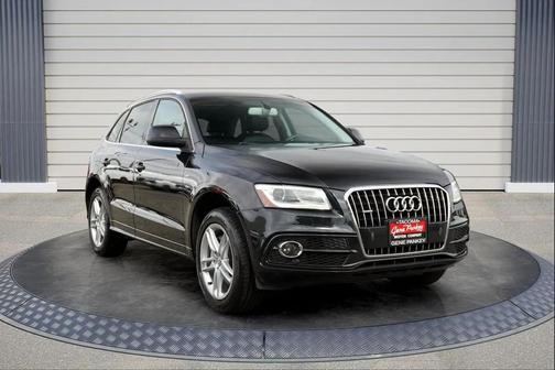 Black 2014 Audi Q5 3.0T Premium Plus
