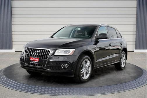 Black 2014 Audi Q5 3.0T Premium Plus
