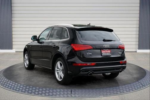 Black 2014 Audi Q5 3.0T Premium Plus