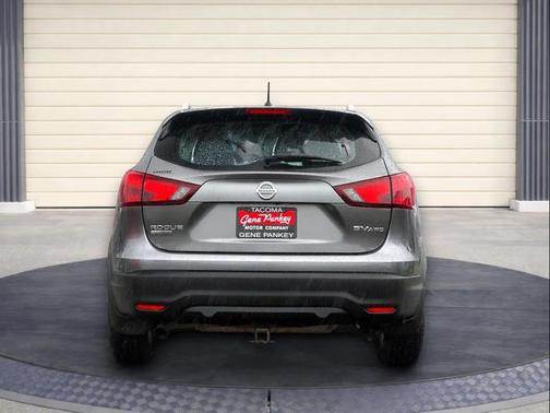 2017 Nissan Rogue Sport SV