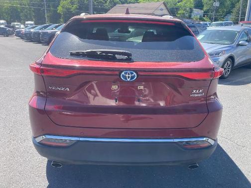 2021 Toyota Venza XLE