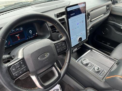 AGATE BLACK METALLIC 2023 Ford Expedition PLATINUM