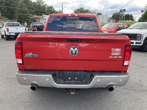 2017 RAM 1500 SLT
