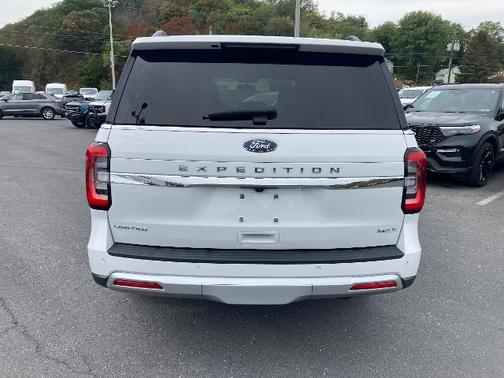 2022 Ford Expedition LIMITED