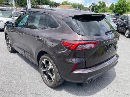 2023 Ford Escape ST-LINE ELITE