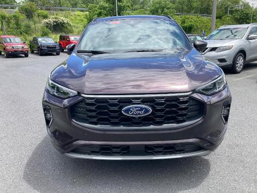 2023 Ford Escape ST-LINE ELITE