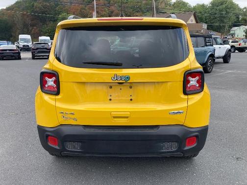 2018 Jeep Renegade LATITUDE