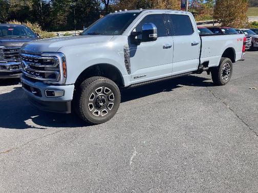 2024 Ford F-350 PLATINUM
