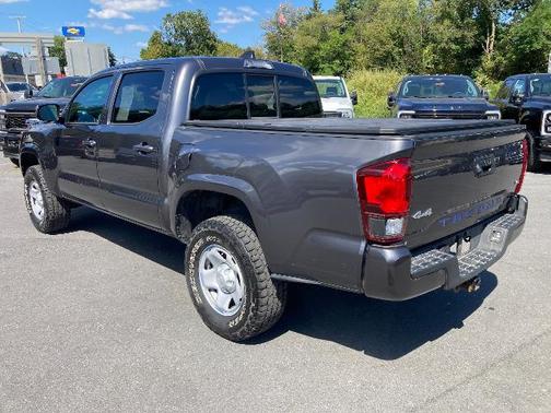 2022 Toyota Tacoma SR5