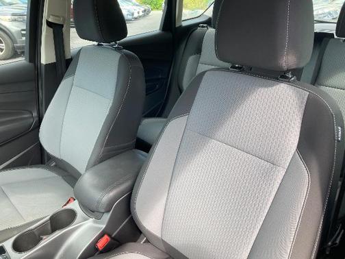 2017 Ford C-Max Hybrid SE