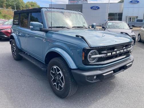2021 Ford Bronco OUTER BANKS