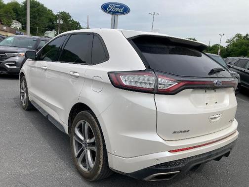 2018 Ford Edge SPORT