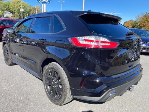 2024 Ford Edge ST LINE