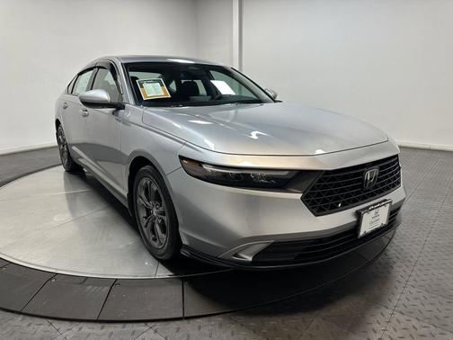 2023 Honda Accord 