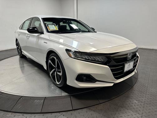 2022 Honda Accord Hybrid 