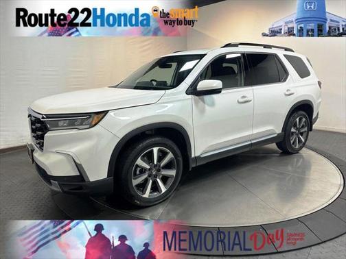 2025 Honda Pilot Touring 8-Passenger