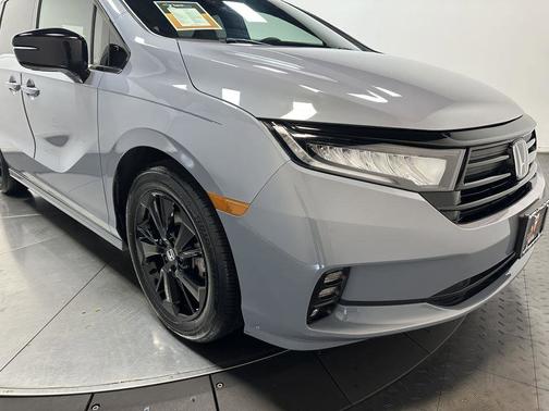 2023 Honda Odyssey 
