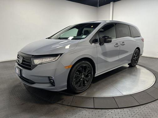 2023 Honda Odyssey 