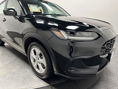 Crystal Black Pearl 2025 Honda HR-V