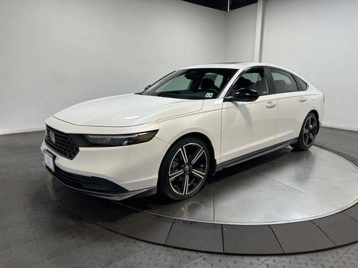 2023 Honda Accord Hybrid 