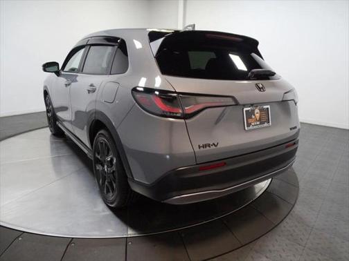 2025 Honda HR-V 2WD Sport