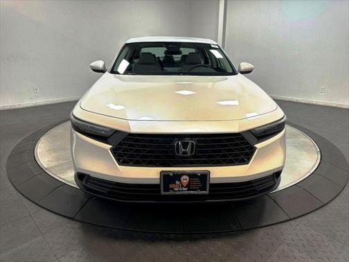 2025 Honda Accord LX 1.5T