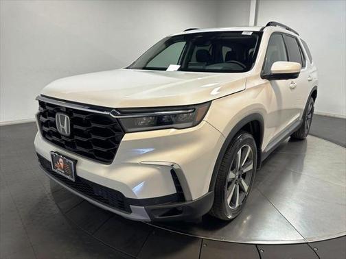 2025 Honda Pilot AWD Elite