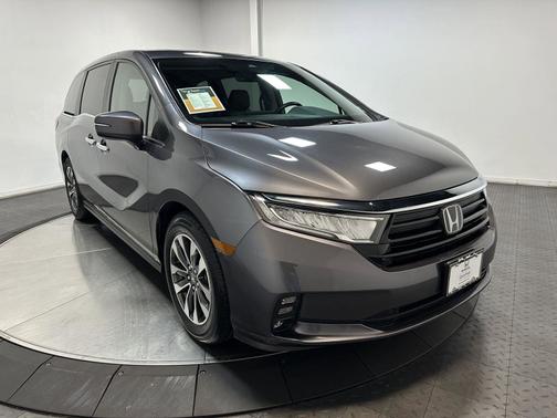 2023 Honda Odyssey 