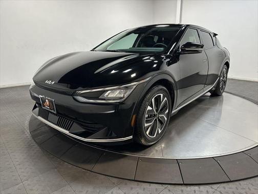 2022 Kia EV6 Wind