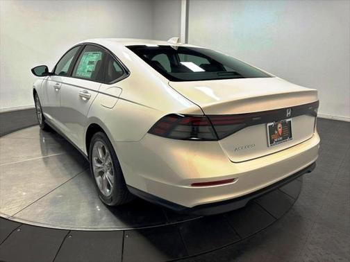 2025 Honda Accord LX 1.5T