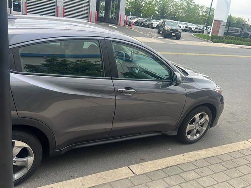 Modern Steel Metallic 2022 Honda HR-V