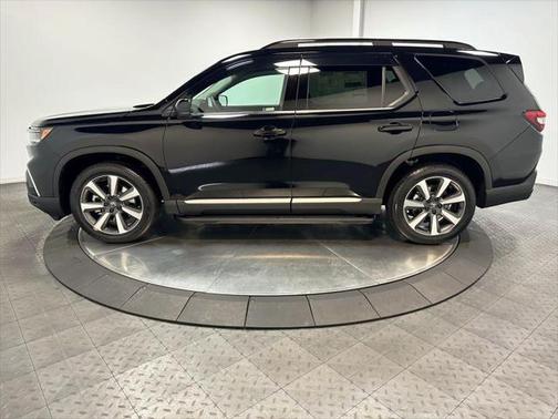 2025 Honda Pilot TRG