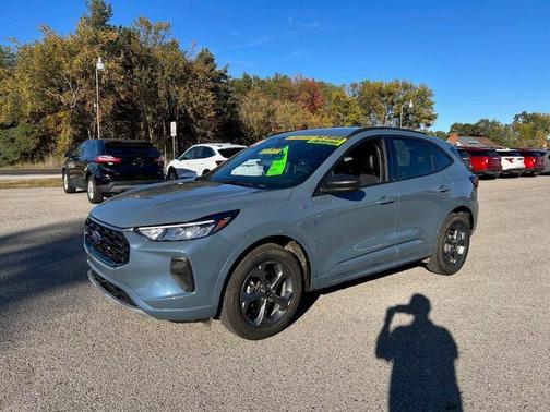 2023 Ford Escape ST-Line