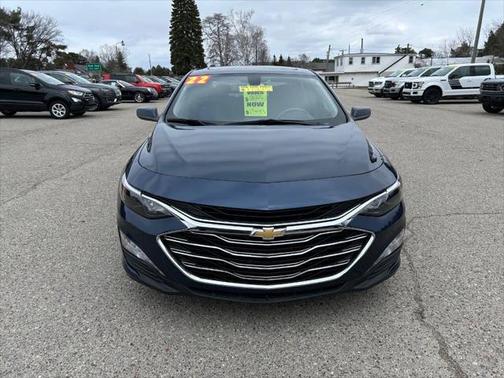 2022 Chevrolet Malibu FWD LT