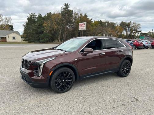 2023 Cadillac XT4 Luxury