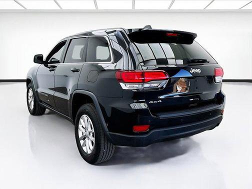 2022 Jeep Grand Cherokee Laredo