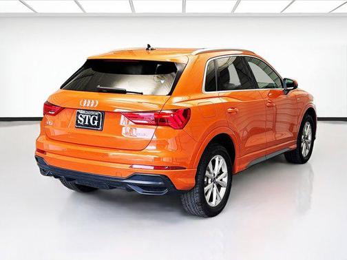 2022 Audi Q3 45 S line Premium