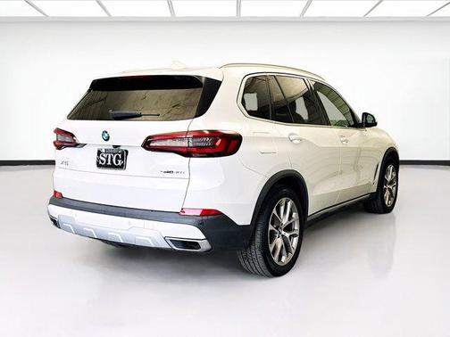 2022 BMW X5 sDrive40i