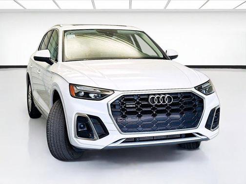 2023 Audi Q5 45 S line Premium