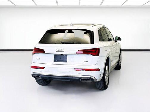 2023 Audi Q5 45 S line Premium