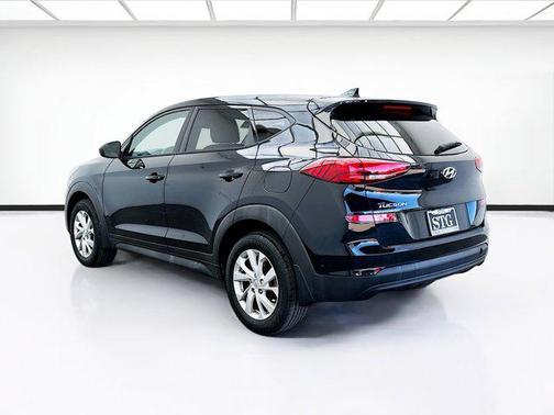 2021 Hyundai TUCSON SE