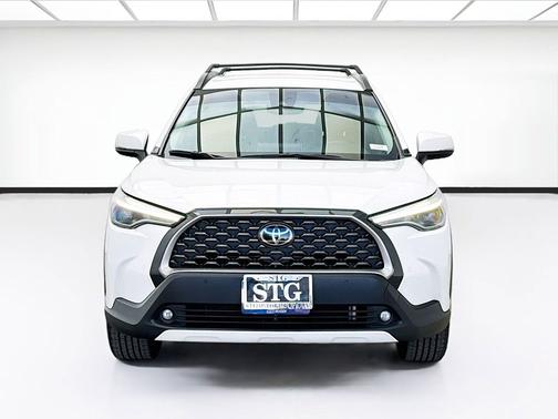 Wind Chill Pearl 2022 Toyota Corolla Cross XLE