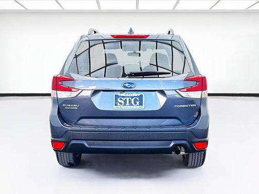 2021 Subaru Forester Base