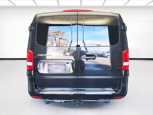2018 Mercedes-Benz Metris Base