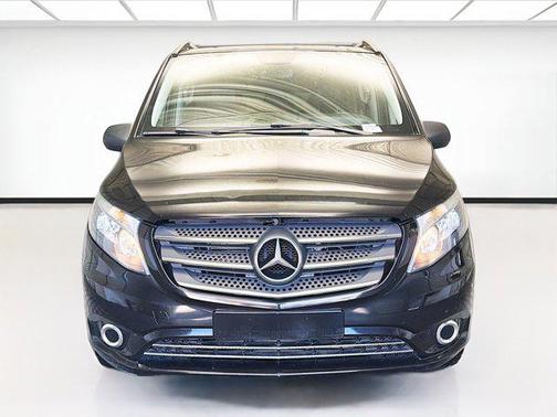 2018 Mercedes-Benz Metris Base