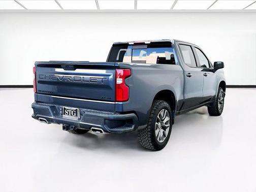 Shadow Gray Metallic 2021 Chevrolet Silverado 1500 RST