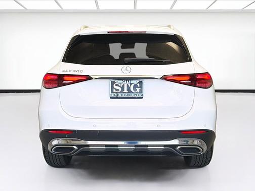 White 2024 Mercedes-Benz GLC 300 Base